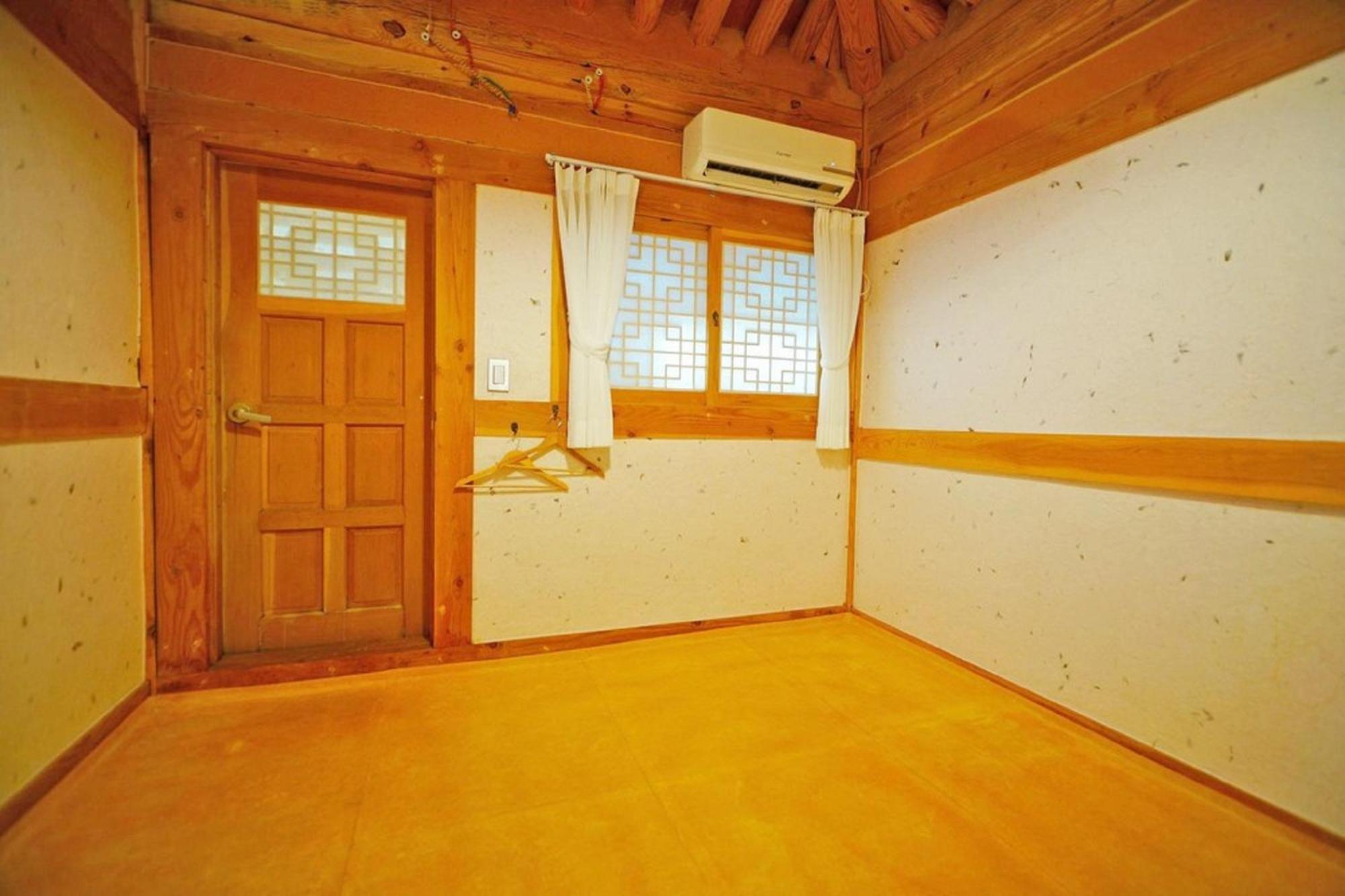 Hanok Gotaek Goeul جيونجو المظهر الخارجي الصورة
