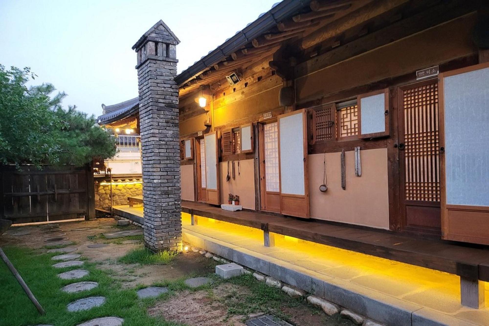 Hanok Gotaek Goeul جيونجو المظهر الخارجي الصورة