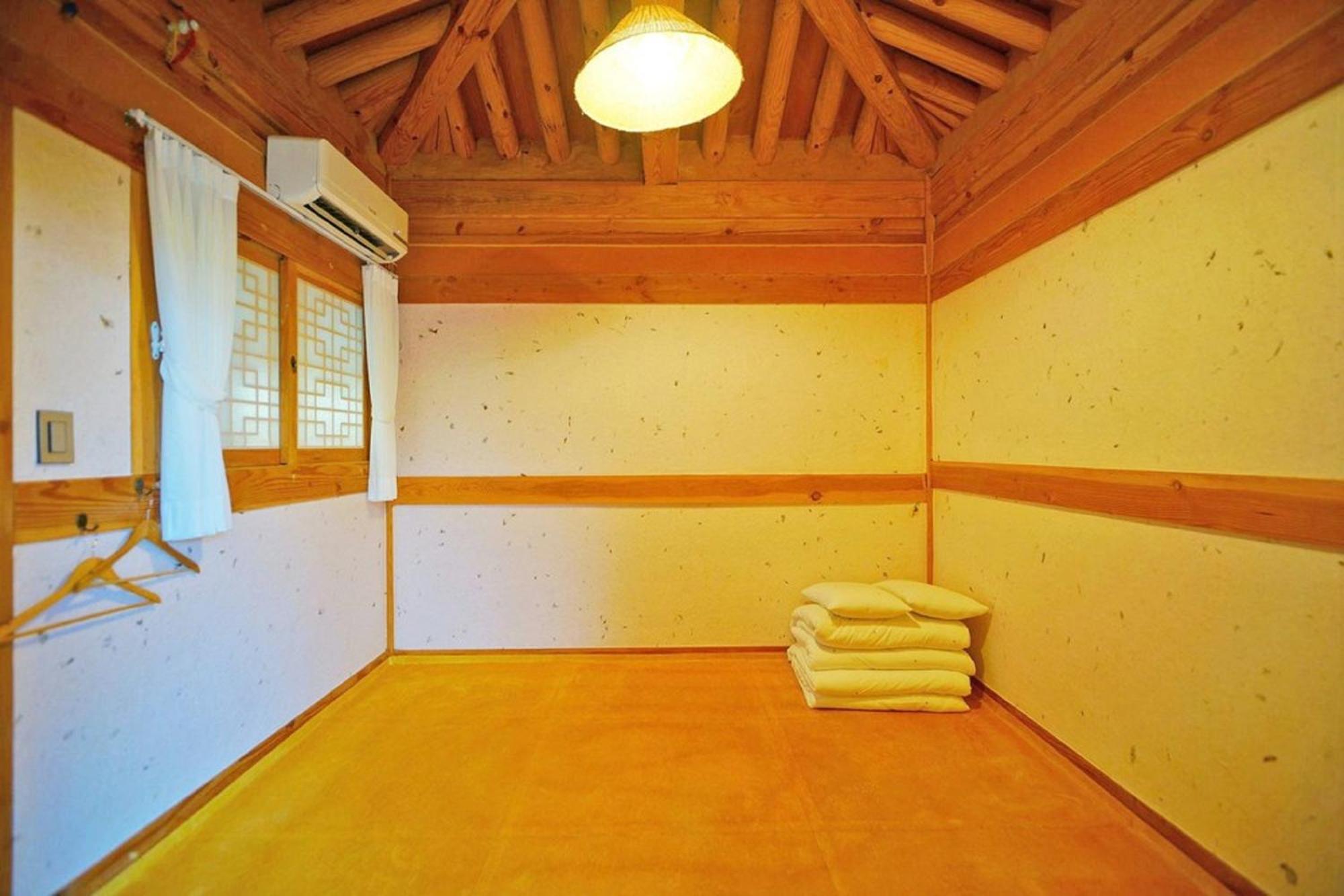 Hanok Gotaek Goeul جيونجو المظهر الخارجي الصورة