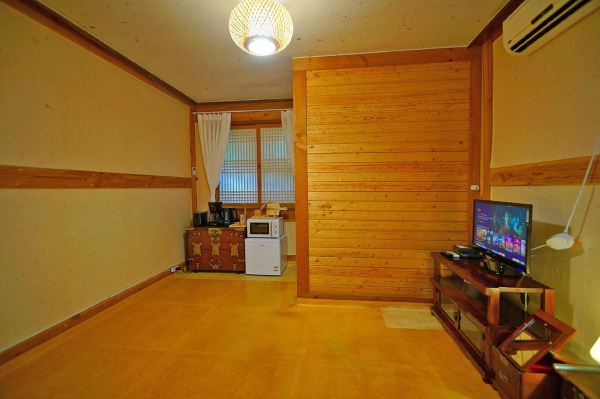 Hanok Gotaek Goeul جيونجو المظهر الخارجي الصورة