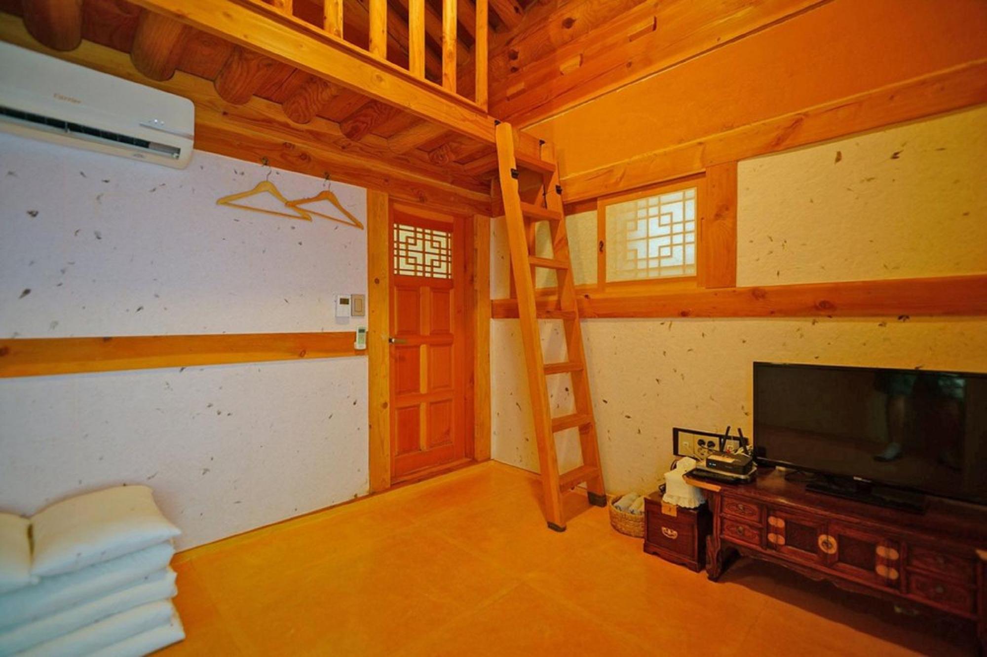 Hanok Gotaek Goeul جيونجو المظهر الخارجي الصورة