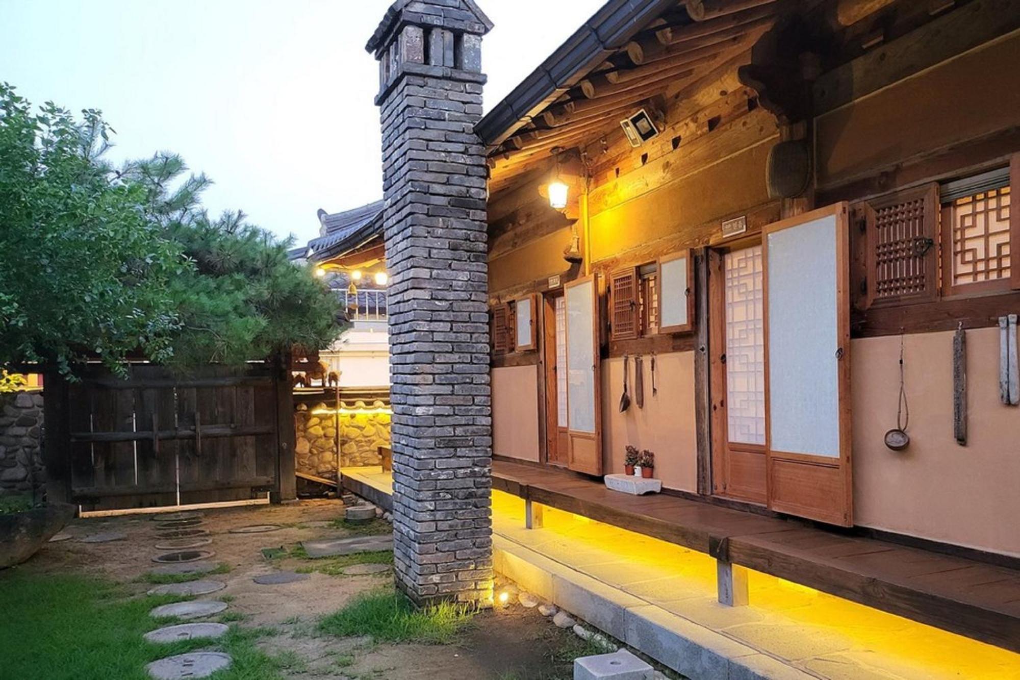 Hanok Gotaek Goeul جيونجو المظهر الخارجي الصورة