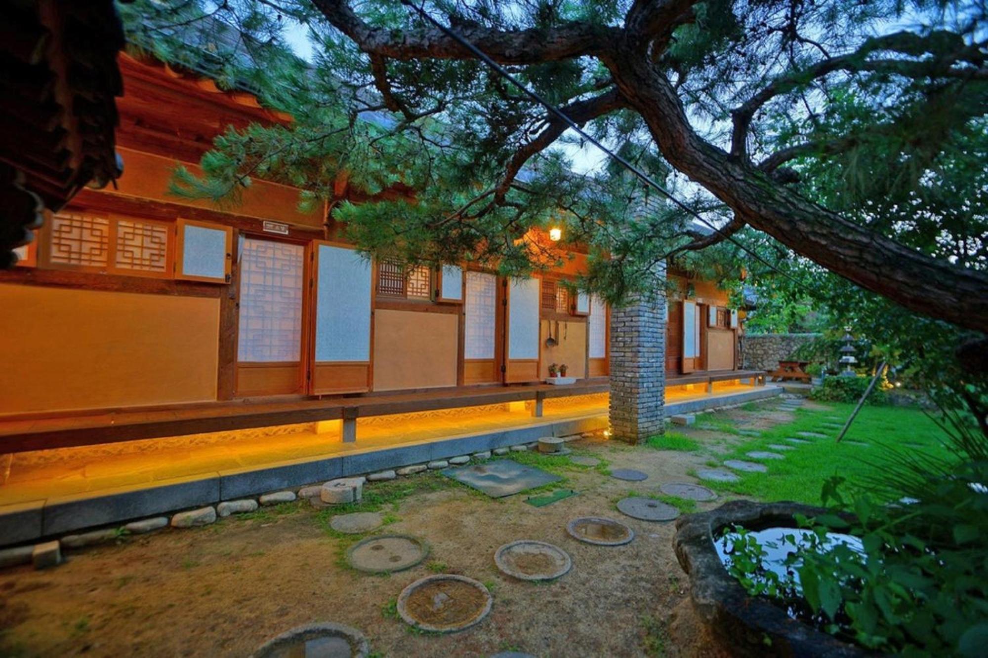 Hanok Gotaek Goeul جيونجو المظهر الخارجي الصورة