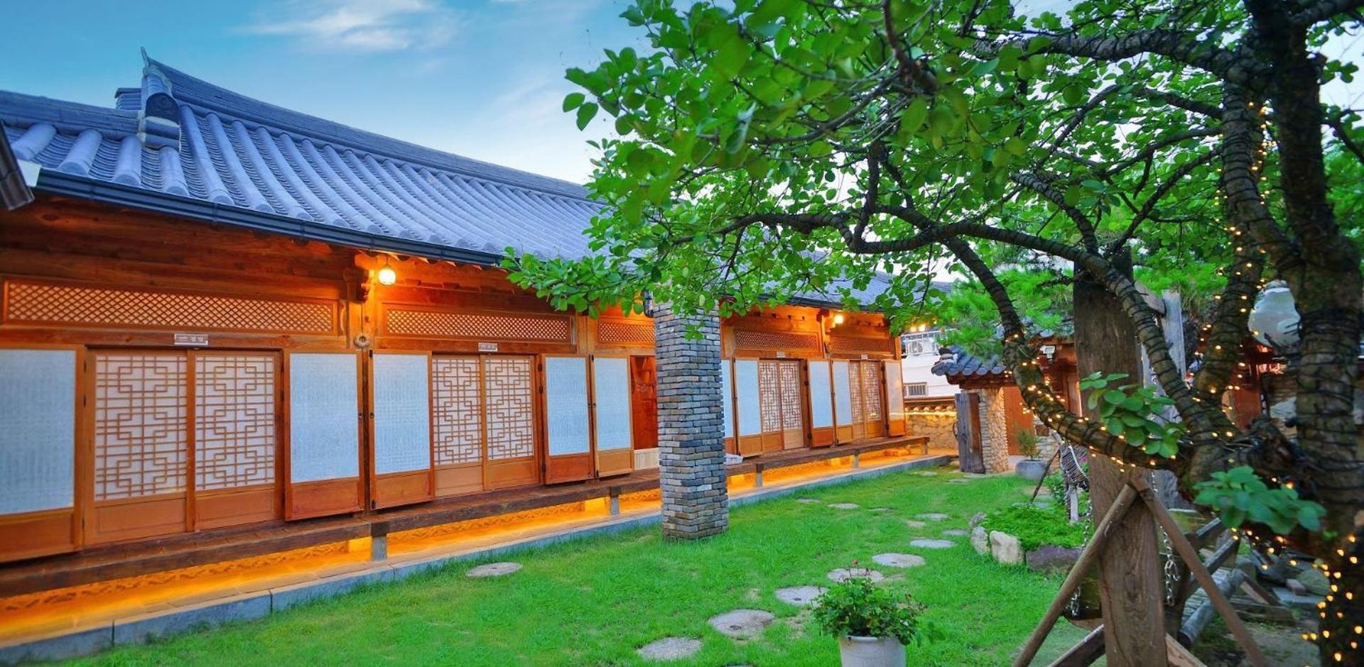 Hanok Gotaek Goeul جيونجو المظهر الخارجي الصورة